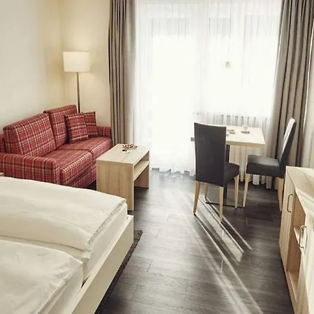 Solaria 호텔 3*